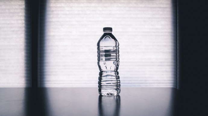 Disposable Plastic Water bottles vs Reusable Trendy Water Bottles